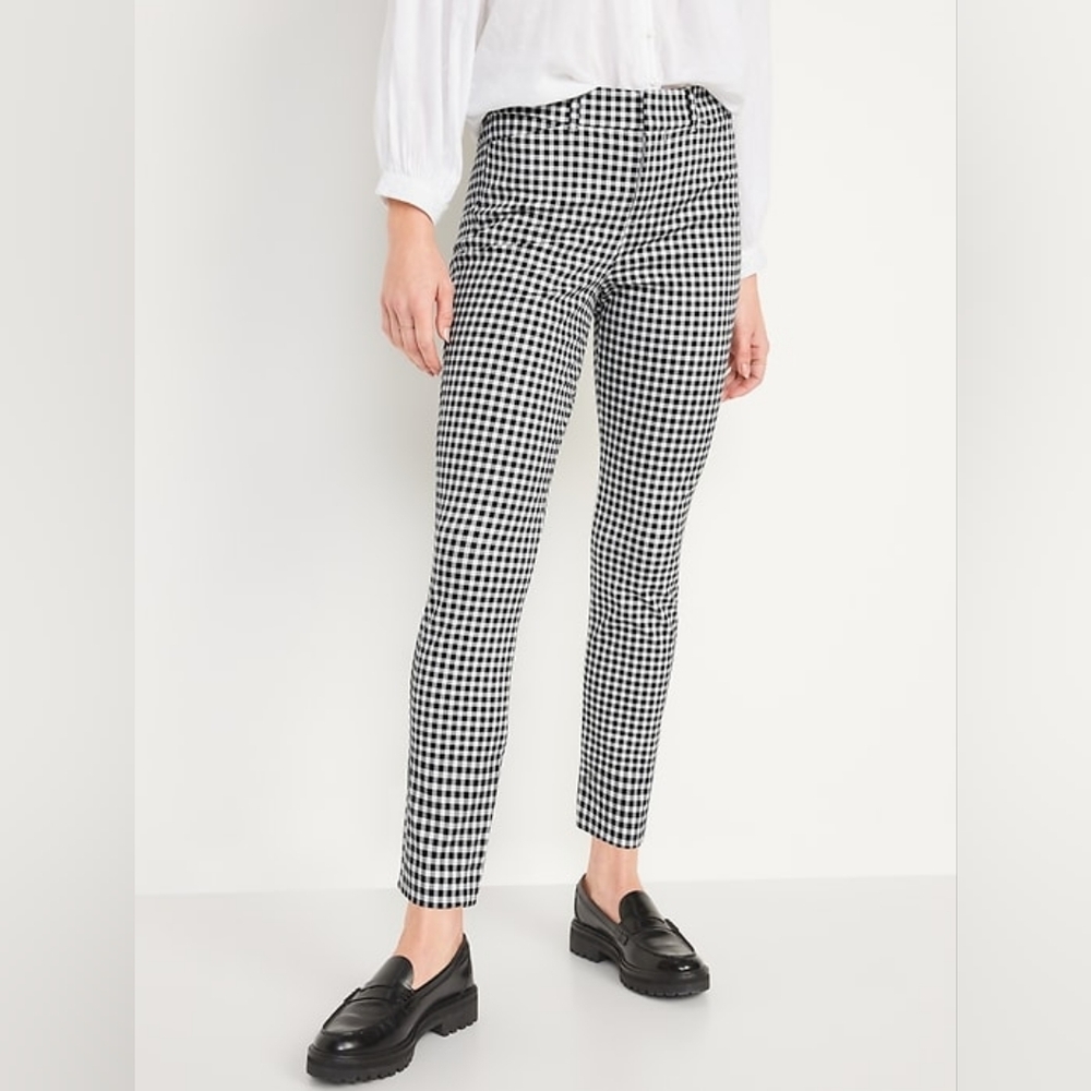 Old Navy Pixie Cut Checkered Print Pants Plus Size